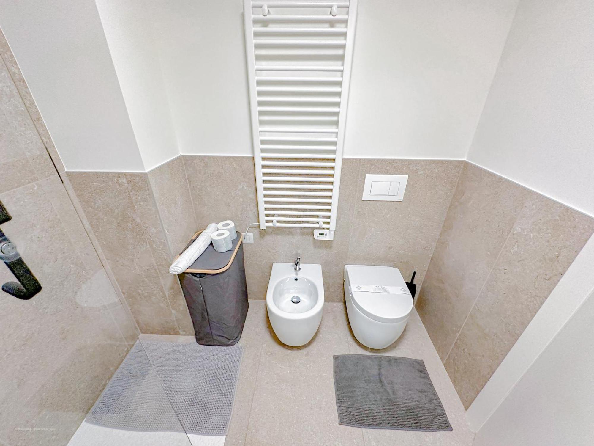 Menotti Suite 11 - 15 Min Dal Duomo Mailand Exterior foto